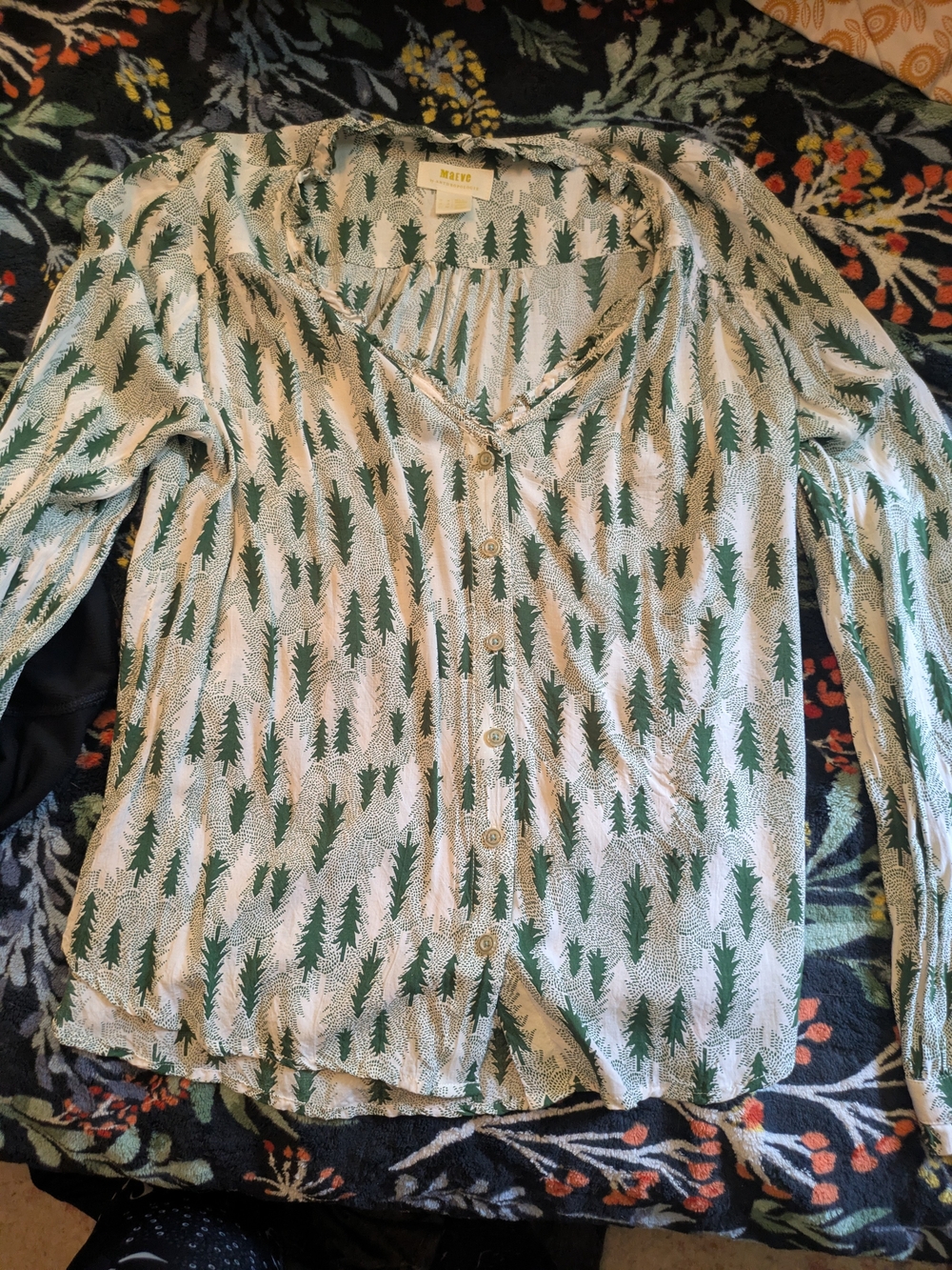 Maeve for Anthropologie white and hunter green blouse
